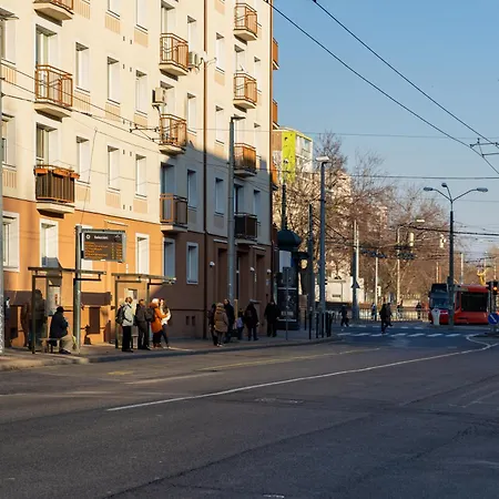 Comfort Retreat With Balcony Daire Bratislava