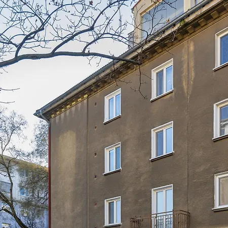 Comfort Retreat With Balcony Daire